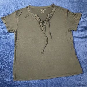 American Eagle Soft & Sext Tee 🖤